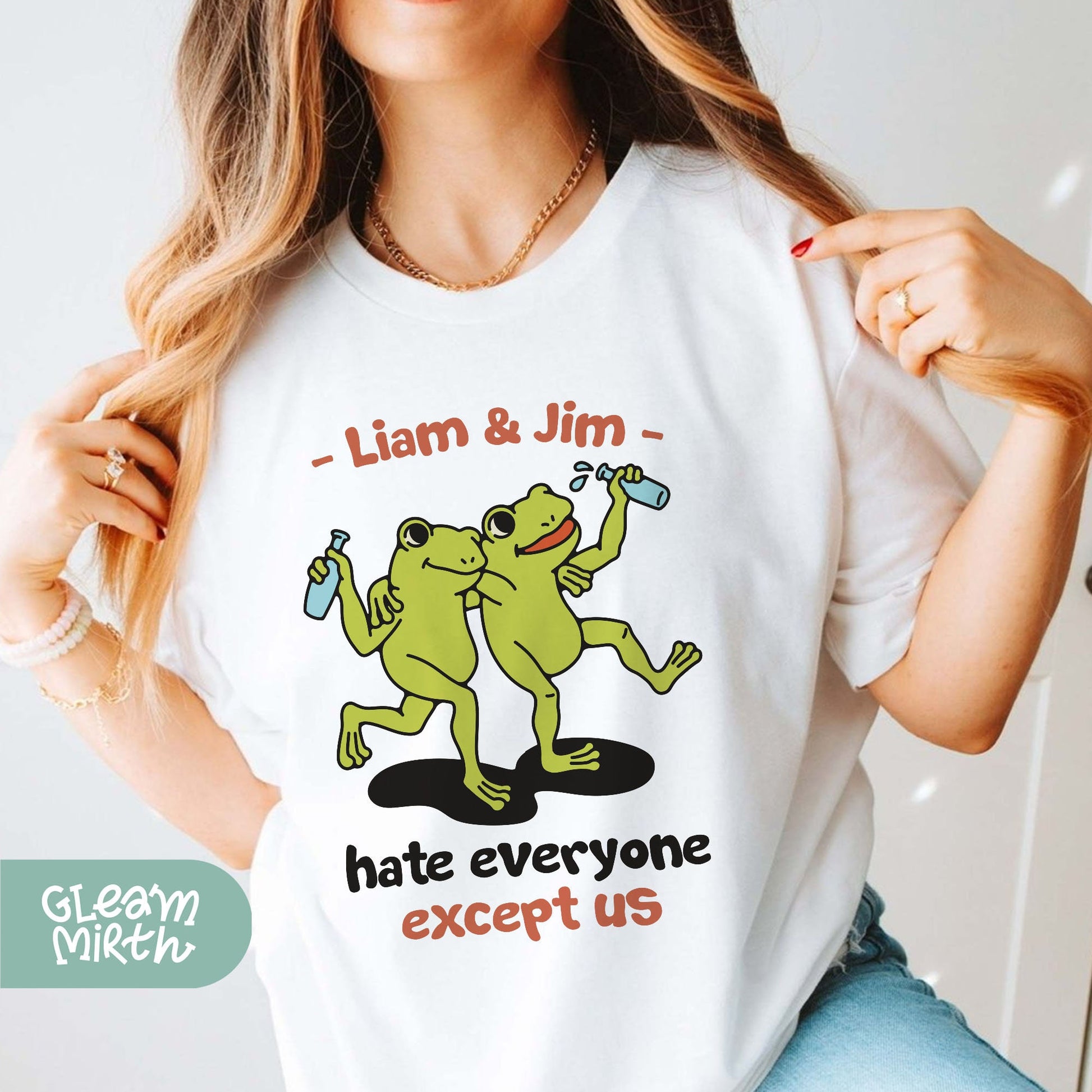 a woman wearing a t - shirt that says, i am & jm hate